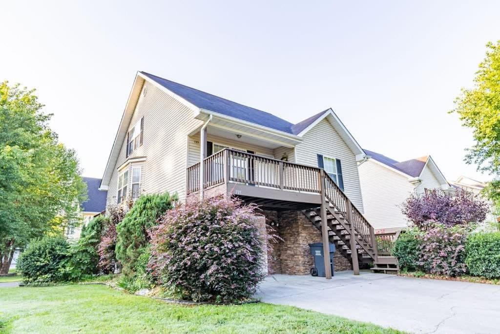 Cozy Pigeon Forge Home W Hot Tub Near River Exterior foto